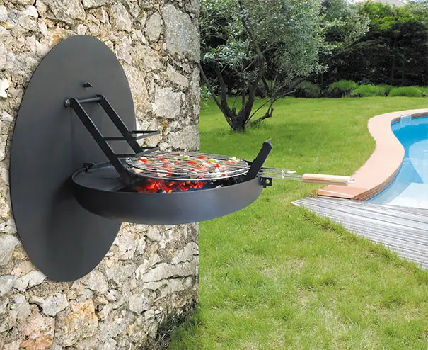 Open and Close Barbeque