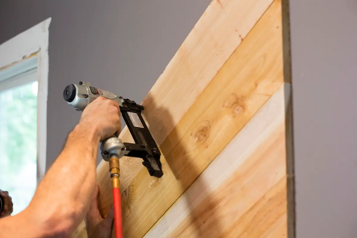 Weekend DIY Project 2: Recycled Wood Wall Feature idea