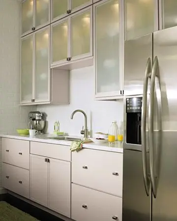 contemporary kitchen with lighted cabinets