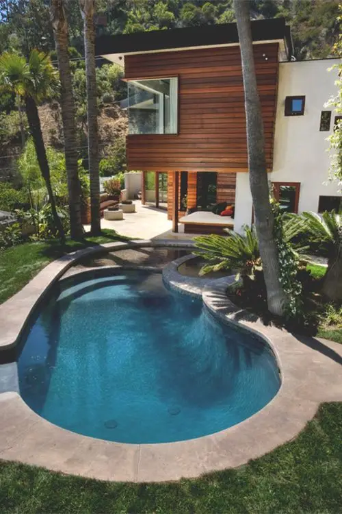 medium circular pool