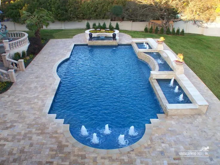 roman shaped pool