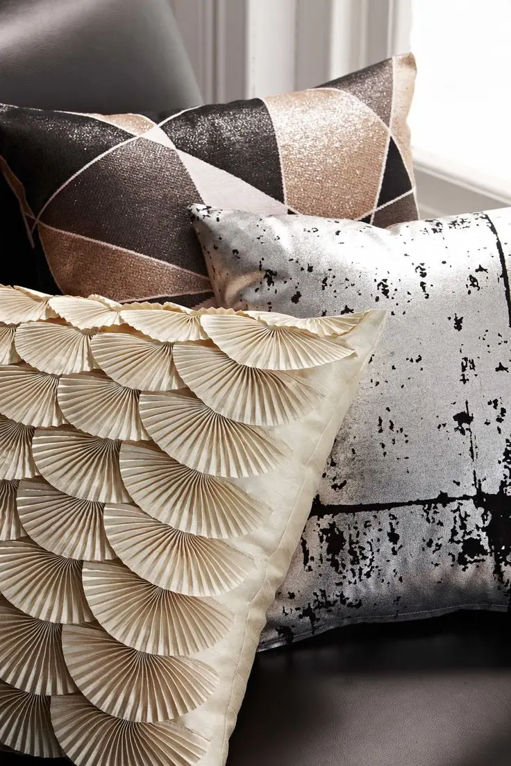 chic throw pillows