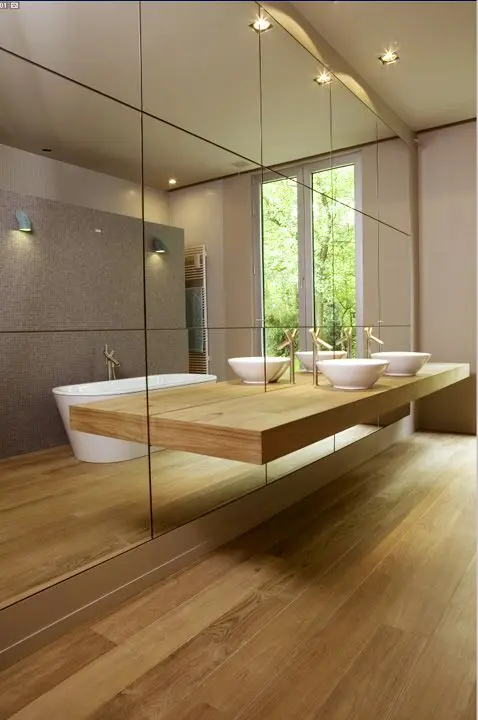 floor to ceiling mirrored bathroom