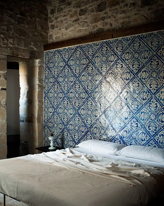 Tiled Mediterianian Feature