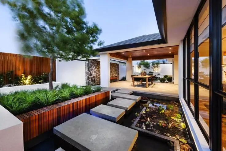 Japanese style front garden