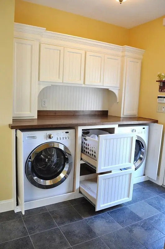 discreet hallway laundry
