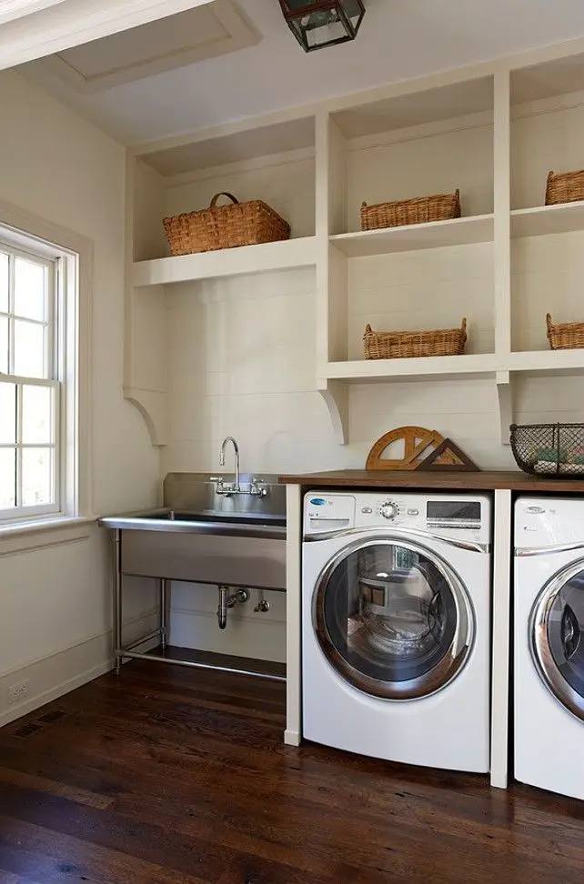 roomy industrial laundry