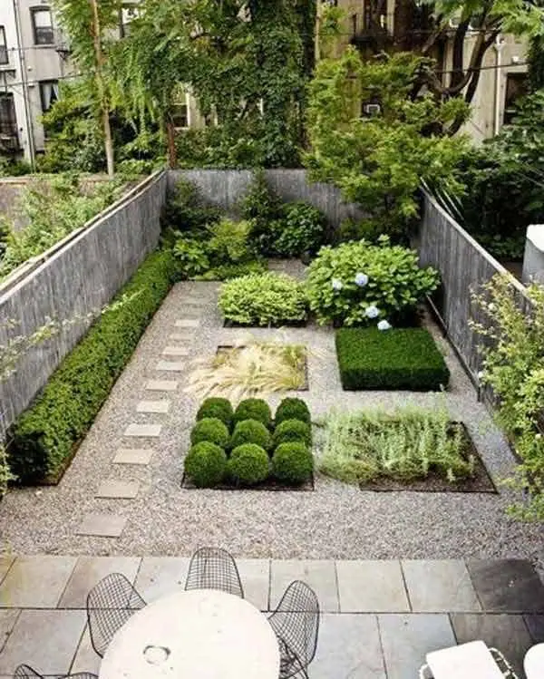 neat and squared small backyard garden design