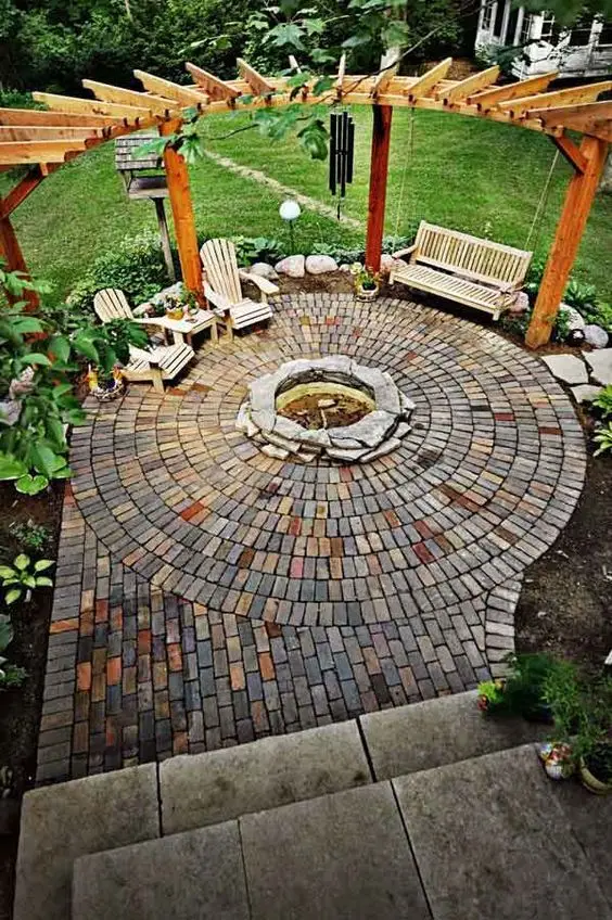 backyard circular pergola