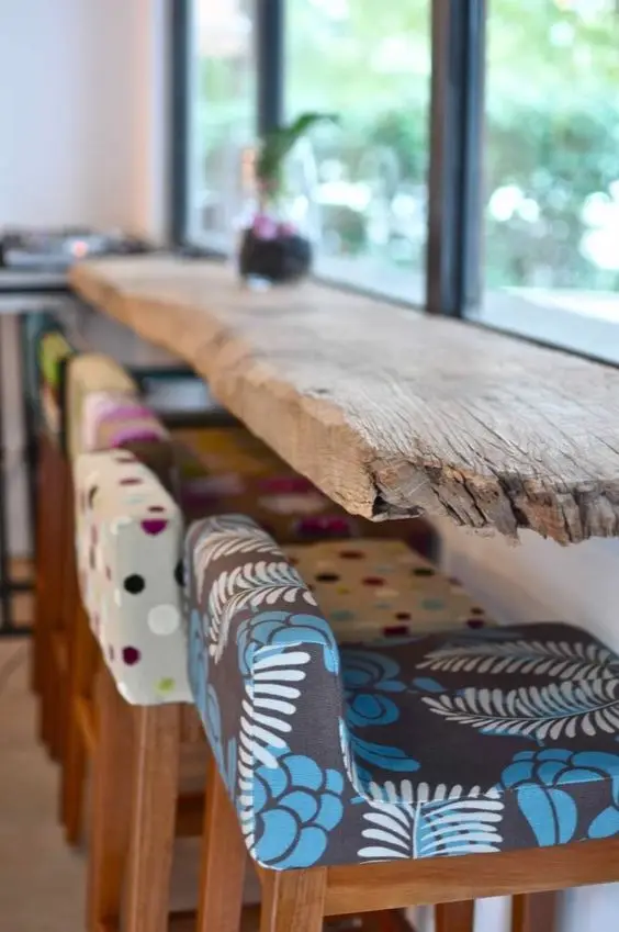 driftwood breakfast bar
