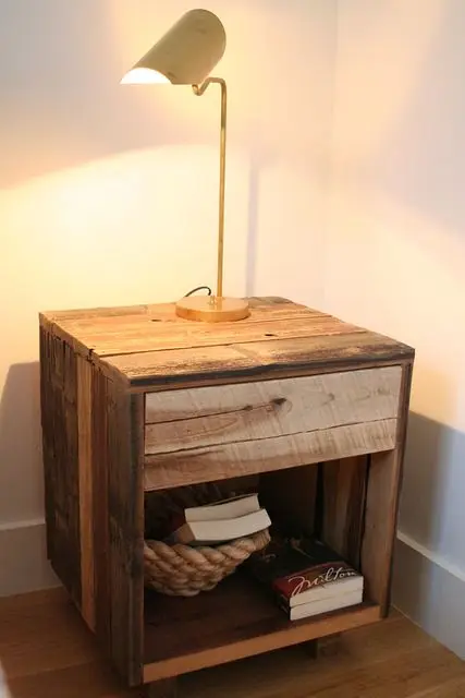DIY pallet side table