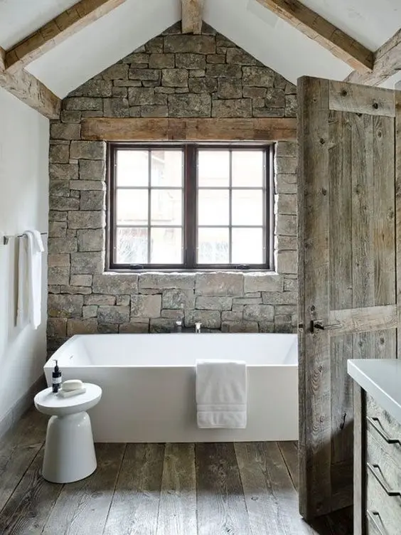 rustic farmhouse bathroom