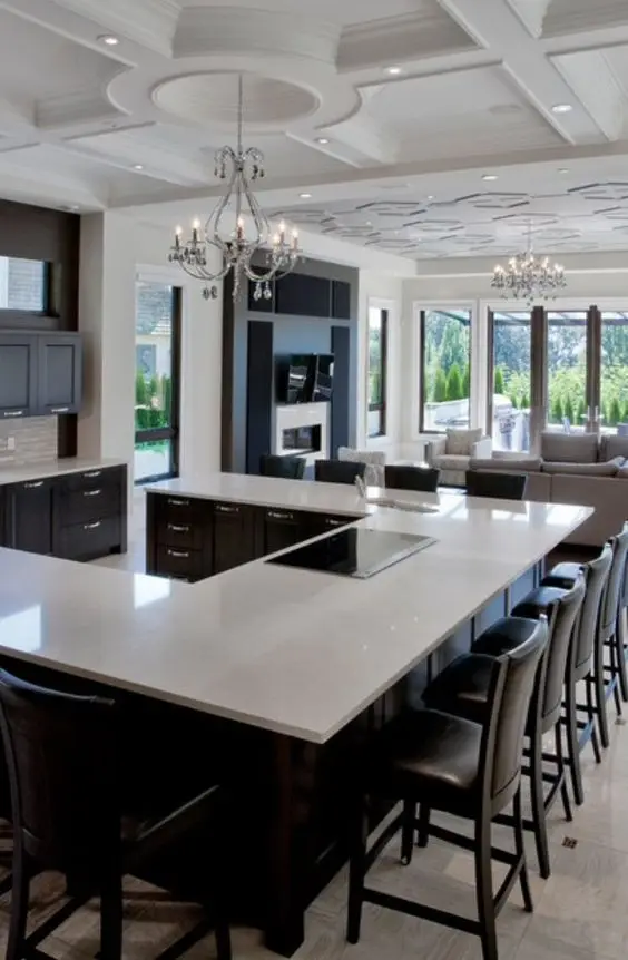 spacious U-shaped kitchen island