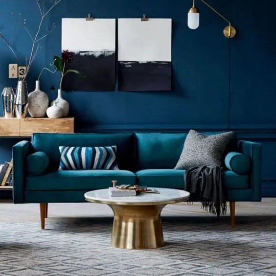 sophisticated and luxurious living room
