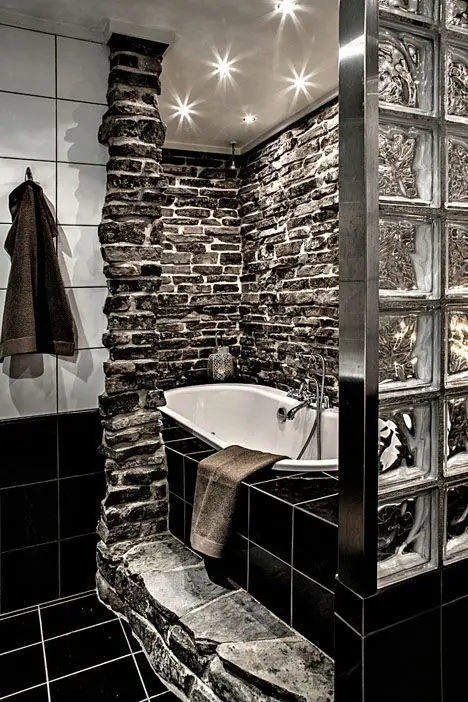 modern black and white bathroom