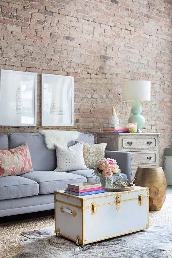 charming apartment living room