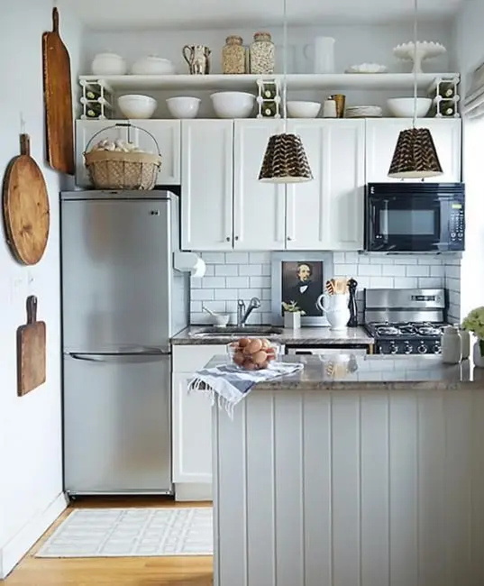 Charming Country Kitchen: Small doesn’t have to be boring. This minuscule country house kitchen is compact, charming and