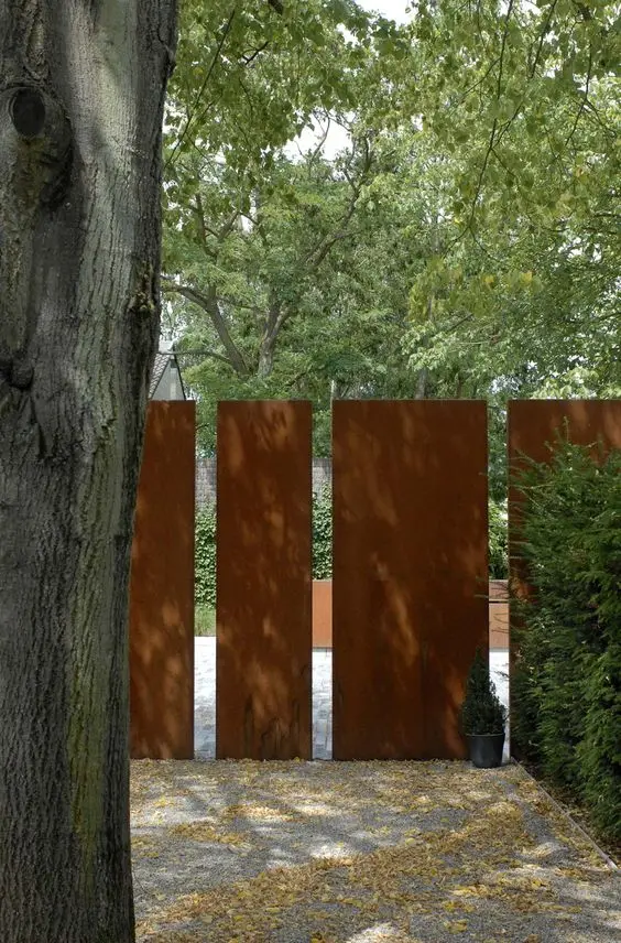 Solid Metal Panels fence: Solid steel plates in random widths