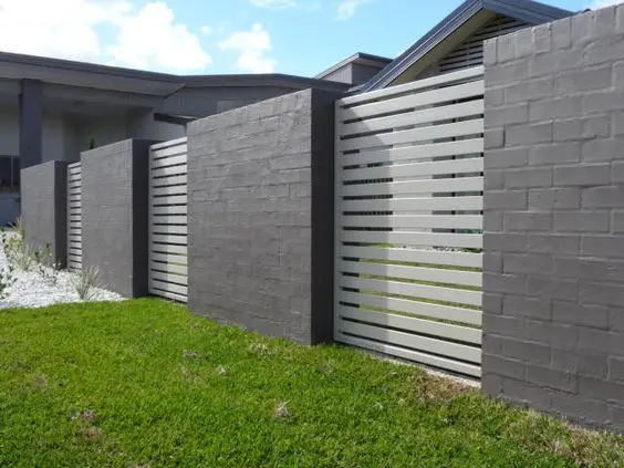Brick and Metal Interchange fence: Got a tired full-brick fence?