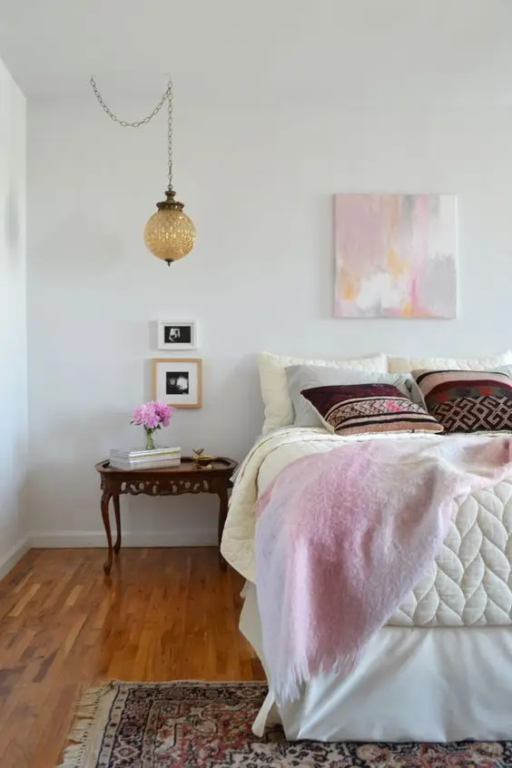 white and pink moroccan bedroom