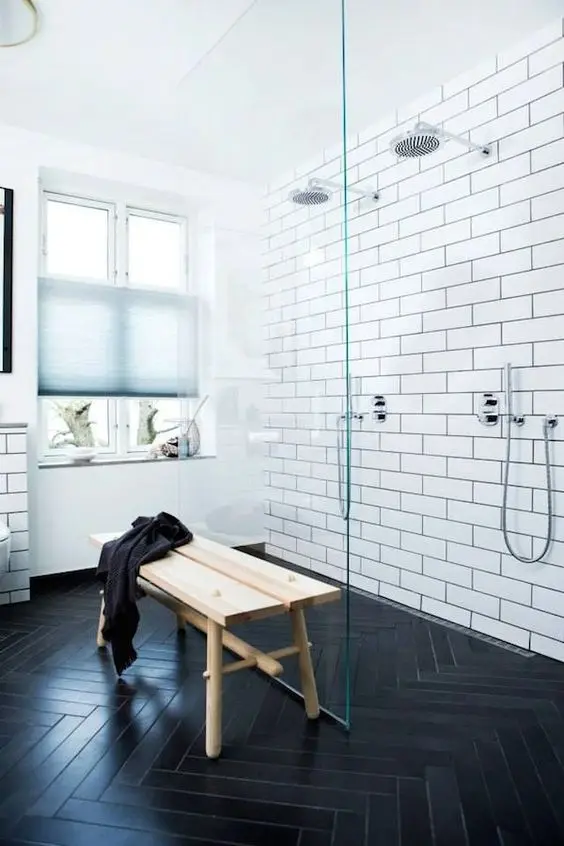upscale black and white bathroom