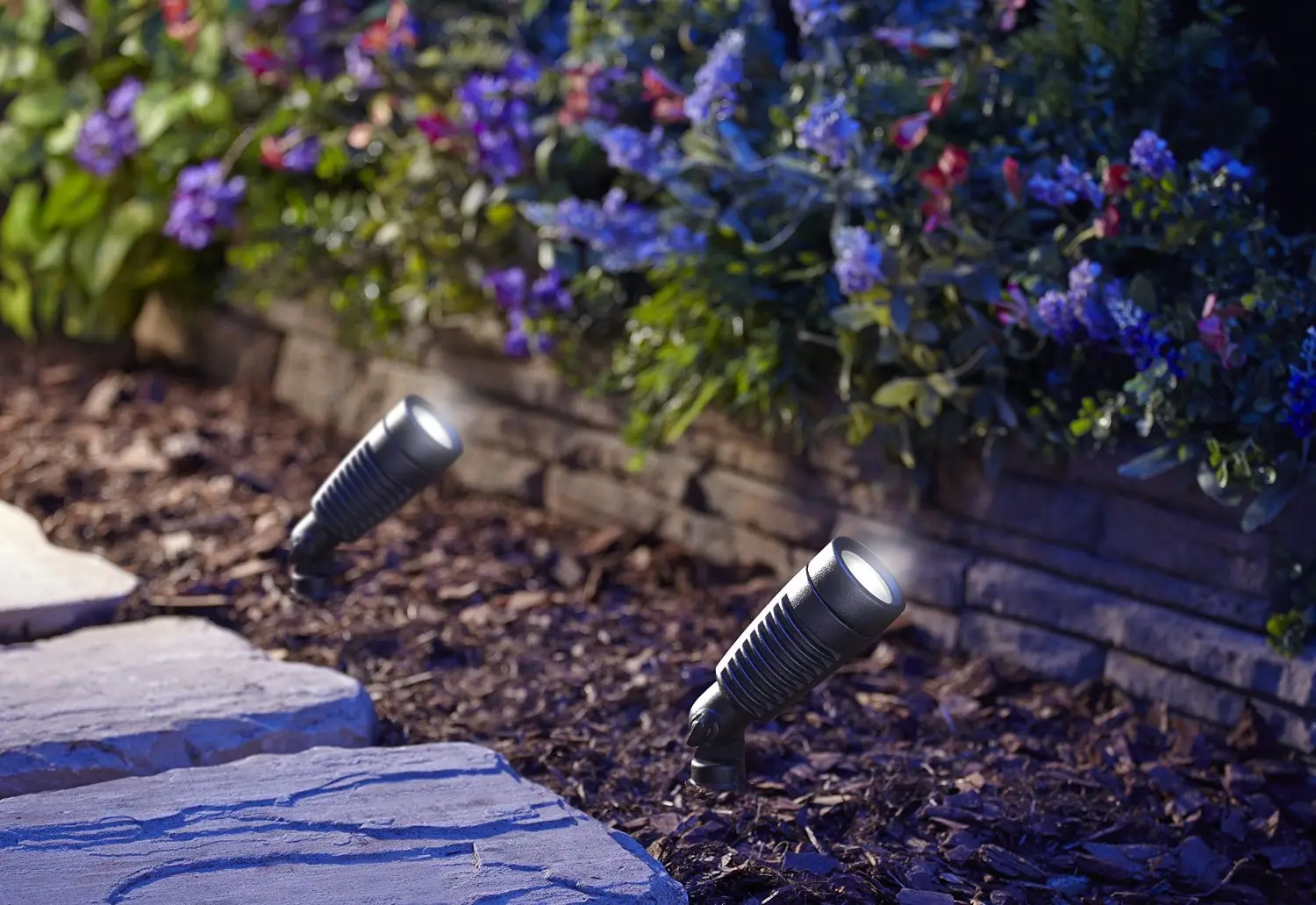 landscape outdoor spot lights