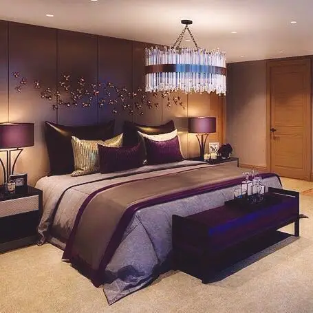 classic luxurious bedroom
