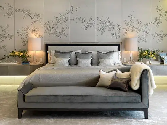 delicately designed luxurious bedroom