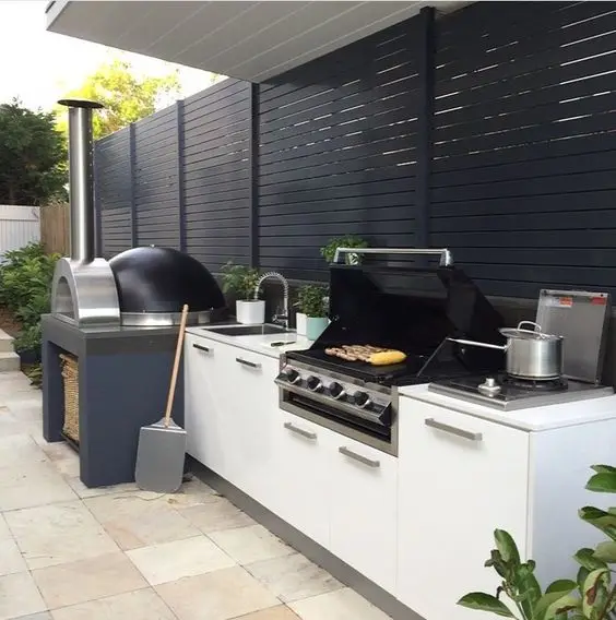 Pizza Oven outdoor kitchen: Barbecues are staples of outdoor kitchen cooking. But, that doesn’t mean that you can’t have