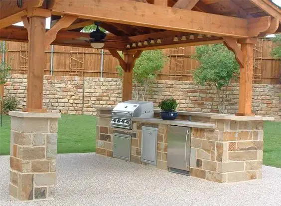 covered patio outdoor kitchen