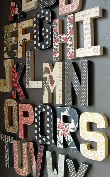 letters on the wall