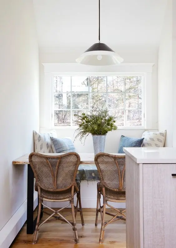 cosy breakfast nook