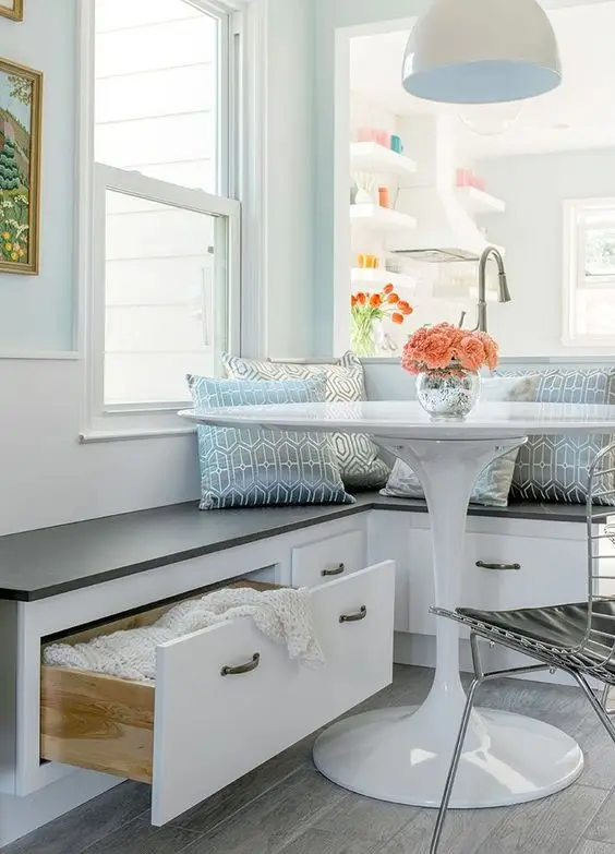 breakfast nook storage