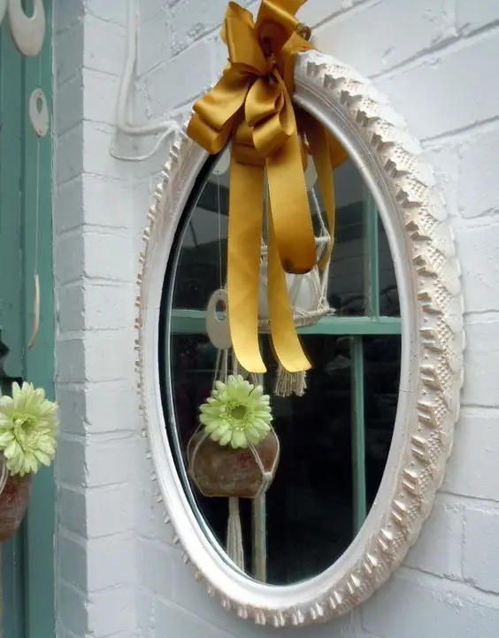 round mirror tire frame
