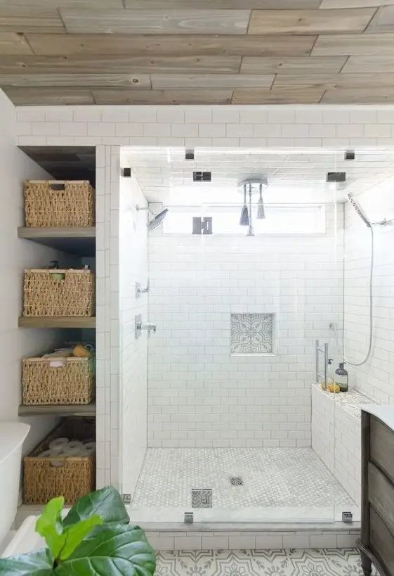 beautiful farmhouse bathroom