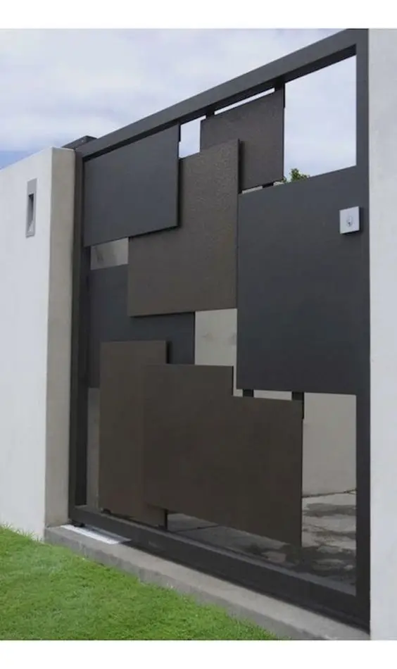 Modern Metal Panels front gate: Metal squares and rectangles in random sizes welded into one face