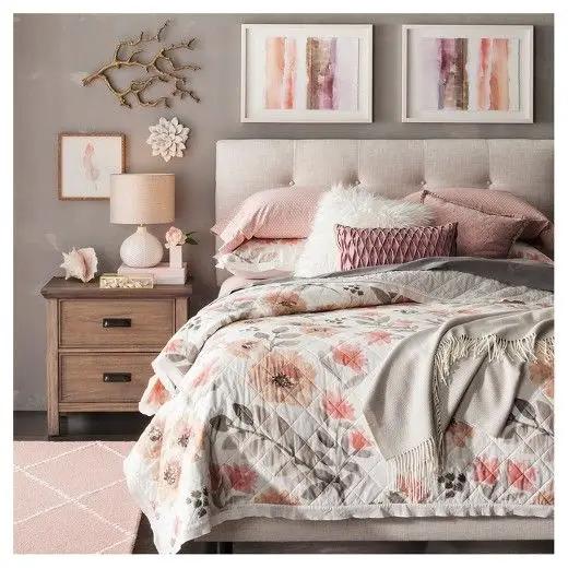 pretty bedroom