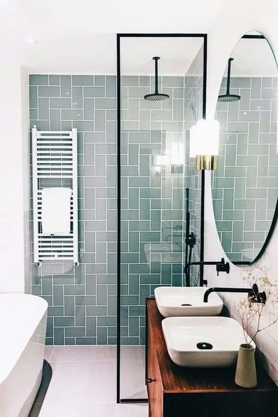 modern minimalist bathroom