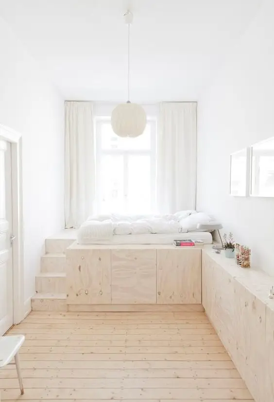 small minimalist bedroom