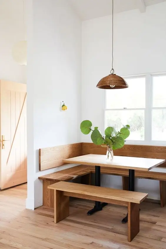 minimalist breakfast nook