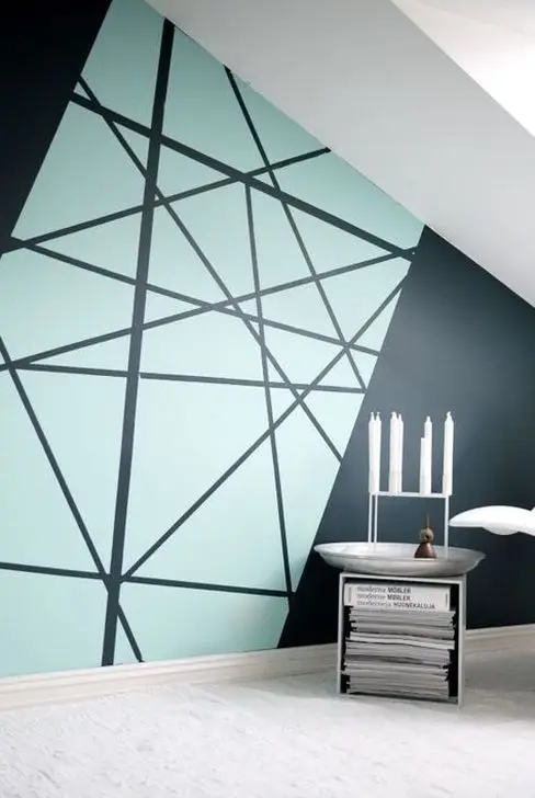 Random Lines wall paint: Eliminate blank and boring walls easily with some ingenuity and a free weekend to work on your wall