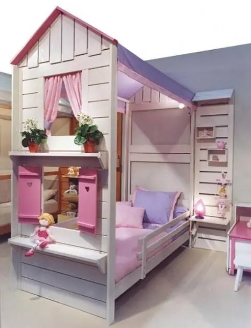 Adorable Dollhouse kids' bedroom: Build your baby doll her own dollhouse! This pink and purple dollhouse-inspired bedroom