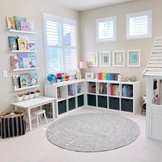 Schoolroom Add-on kids' bedroom: Support your little genius by adding this delightful little schoolroom into his or her
