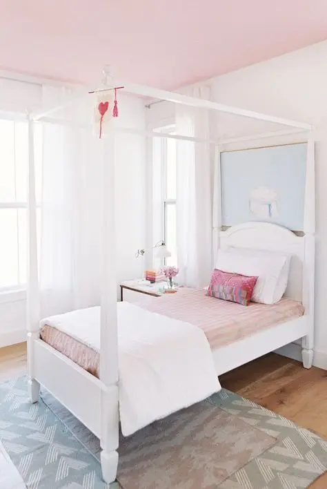 pretty farmhouse kids bedroom