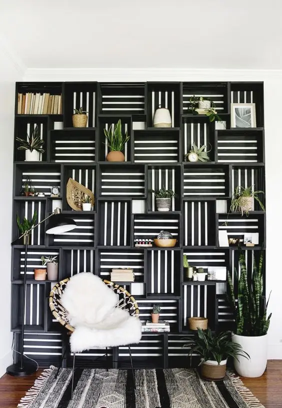 Crate Shelves DIY home décor: This sleek and stunning wall shelving is made of used wooden crates! Carefully cleaned and