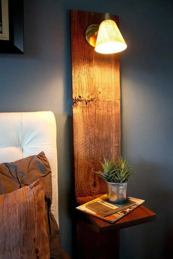 Pallet Nightstand DIY home décor: Functional, creative and beautiful. To make this space-saving nightstand, you’ll need a