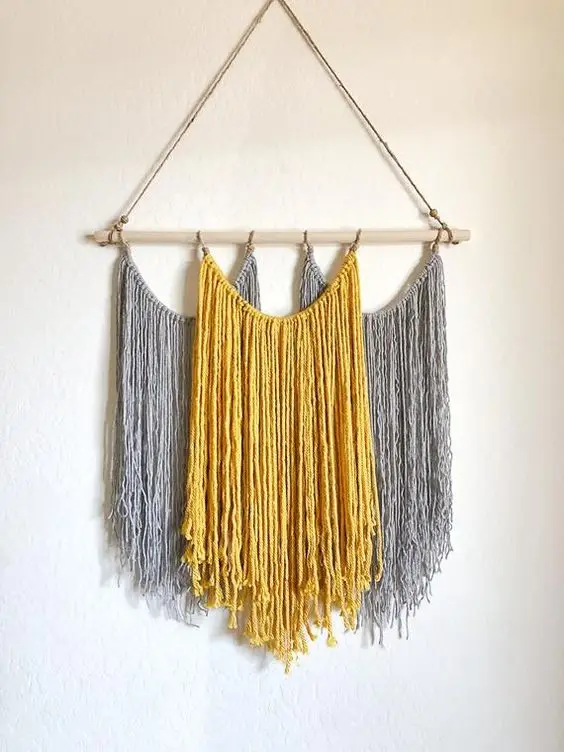 Macrame Wall Feature DIY home décor: Easy wall project that will give your interiors an arresting hippie vibe. Get creative