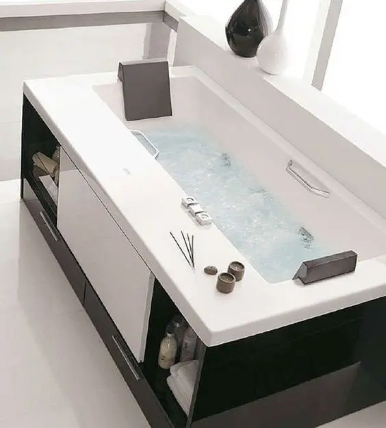 bathtub with storage