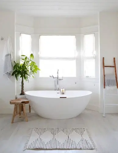 modern farmhouse bathroom