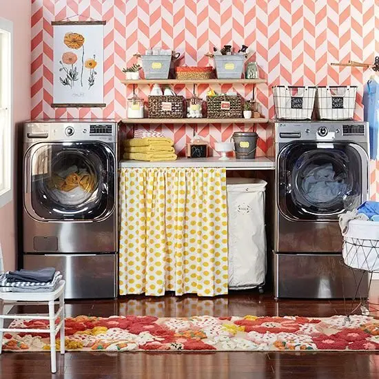 peach laundry room
